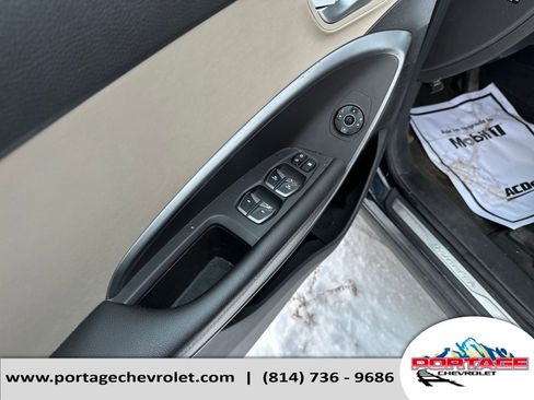 Used 2017 Hyundai Santa Fe SE image 13