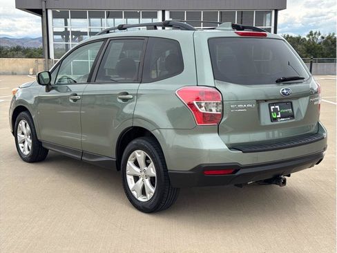 Used 2016 Subaru Forester 2.5i Premium AWD/4WD image 6
