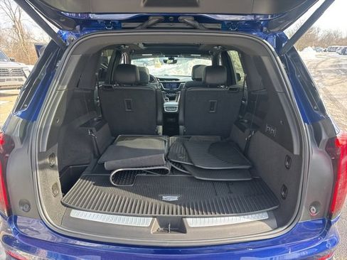 Used 2023 Cadillac XT6 Premium Luxury w/ Technology Package image 38