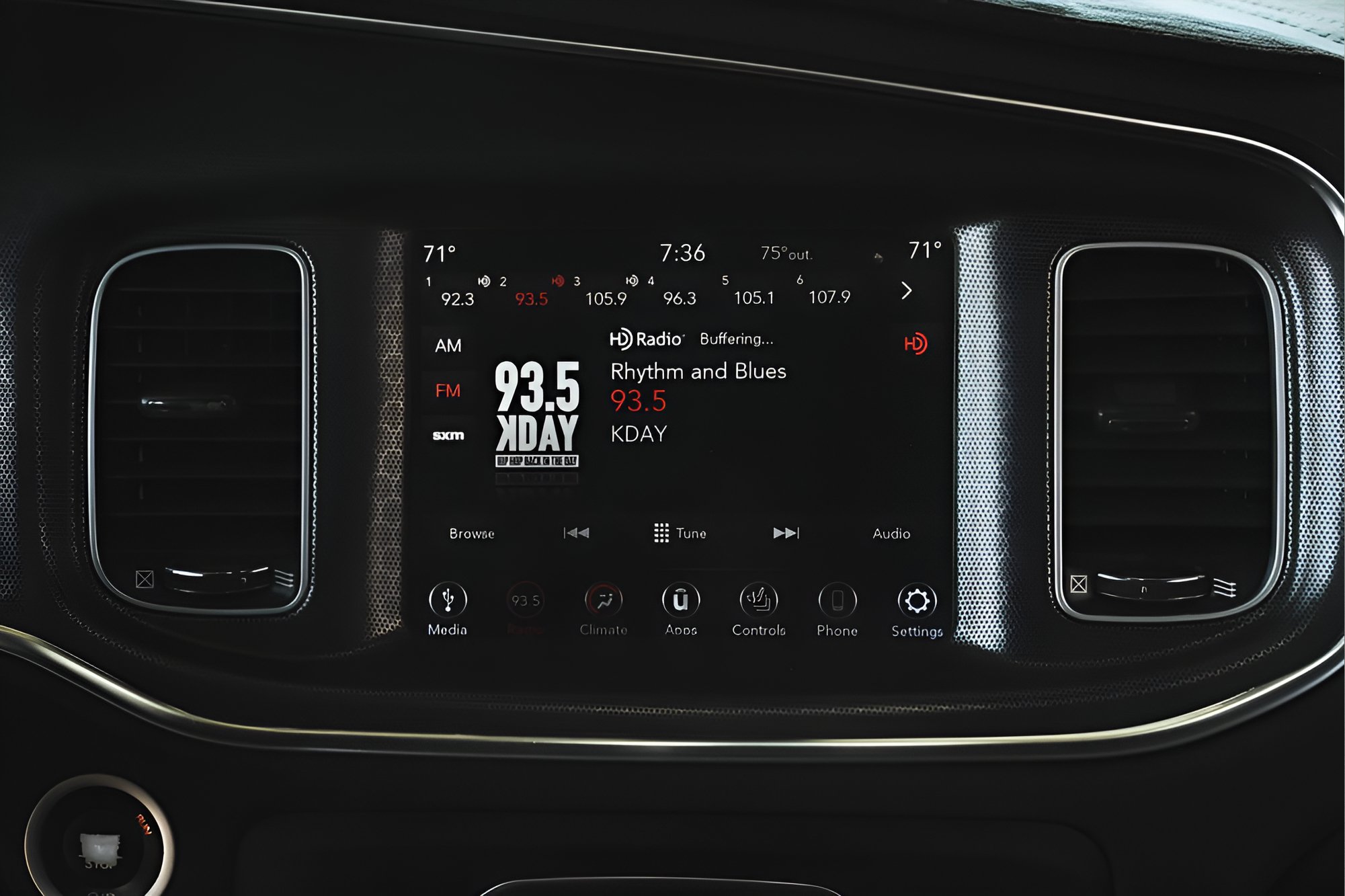 Used 2018 Dodge Charger R/T RWD image 21