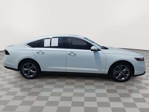 Used 2024 Honda Accord EX image 9