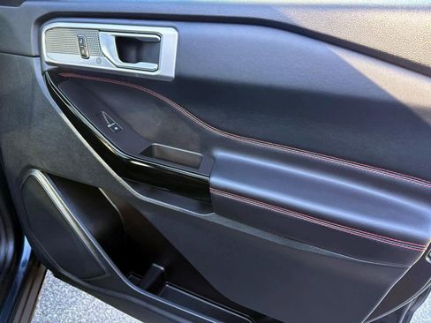 Used 2024 Ford Explorer ST-Line w/ Class IV Trailer Tow Package image 11