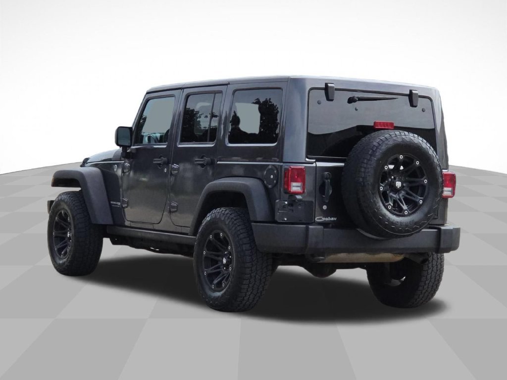Used 2018 Jeep Wrangler Unlimited Rubicon w/ Cold Weather Group AWD/4WD image 5