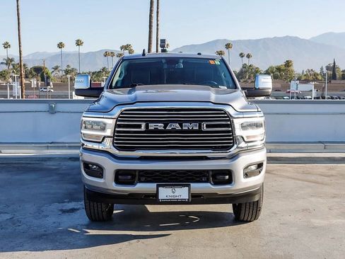 Used 2024 RAM 2500 Laramie AWD/4WD image 3