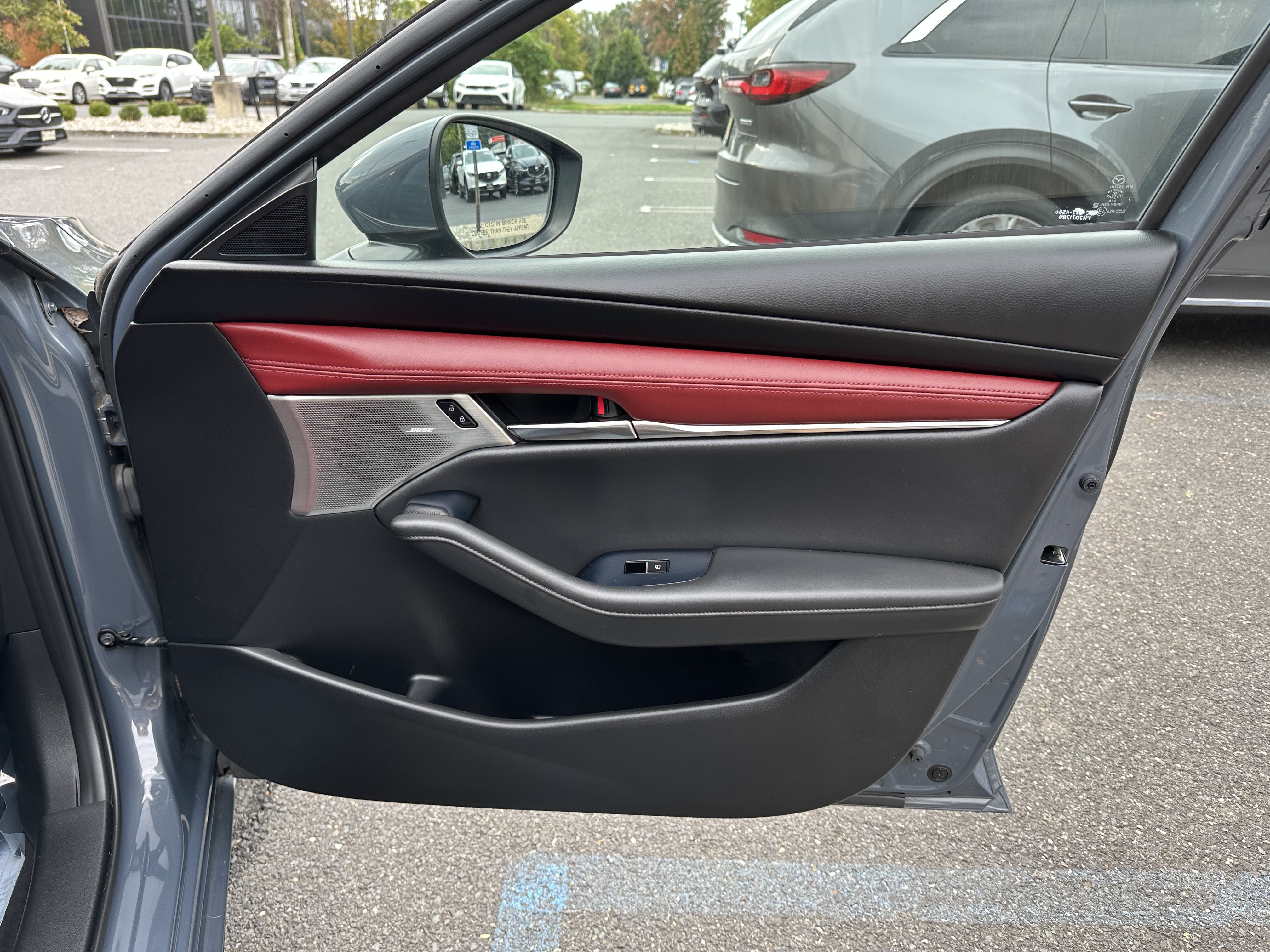 Used 2019 MAZDA MAZDA3 AWD Hatchback w/ Premium Pkg image 34