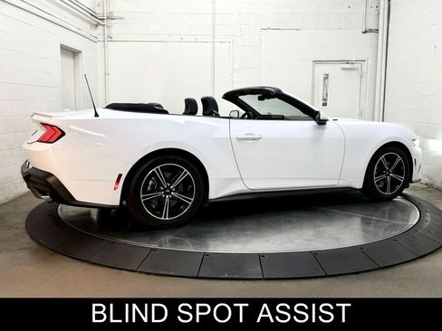 Used 2024 Ford Mustang Premium RWD image 8
