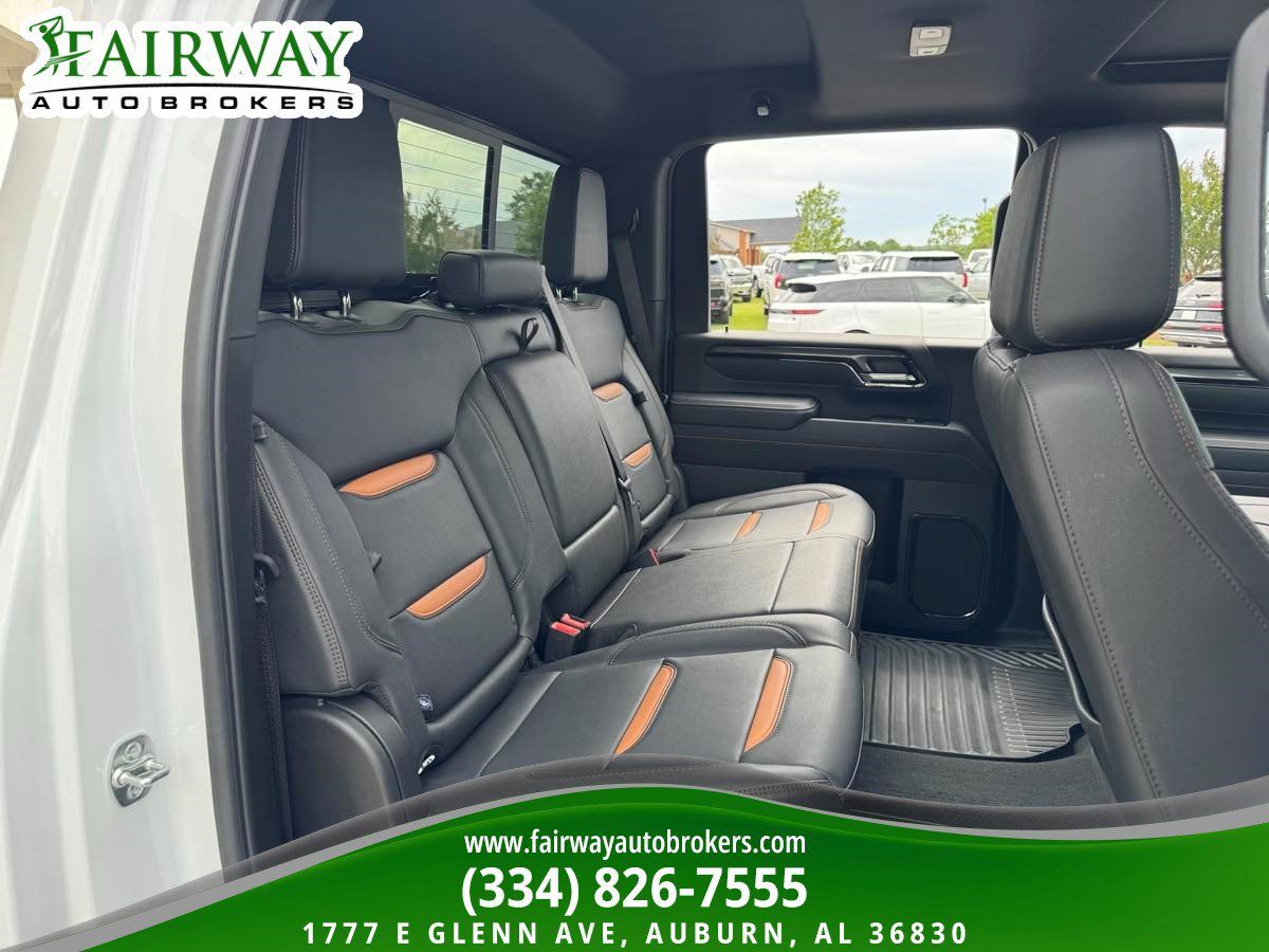 Used 2025 GMC Sierra 2500 AT4 w/ AT4 Premium Plus Package AWD/4WD image 13