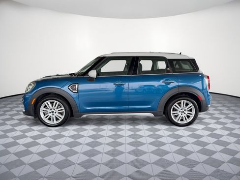 Used 2019 MINI Cooper Countryman S w/ Premium Package FWD image 2