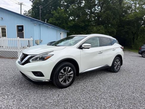 Used 2018 Nissan Murano SL w/ Moonroof Package FWD image 2