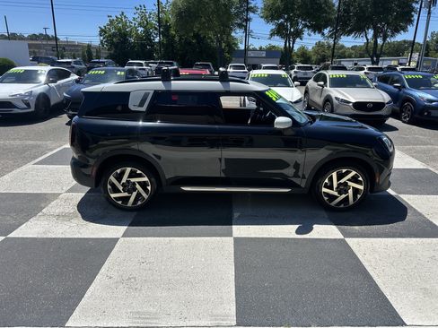 Used 2025 MINI Cooper Countryman S w/ Comfort Package Max AWD/4WD image 3