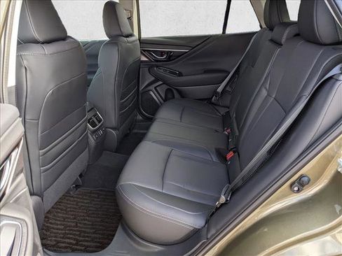Used 2025 Subaru Outback Limited AWD/4WD image 16