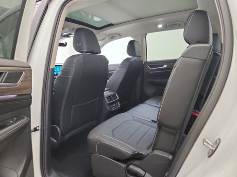 New 2026 Volkswagen Atlas SEL AWD/4WD image 33