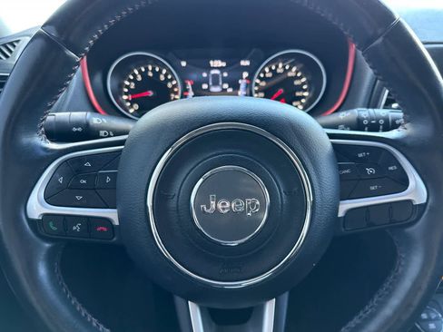 Used 2018 Jeep Compass Trailhawk w/ Cold Weather Group AWD/4WD image 25