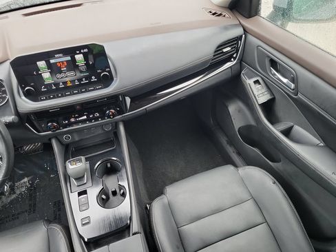 Certified 2022 Nissan Rogue SL w/ SL Premium Package FWD image 21