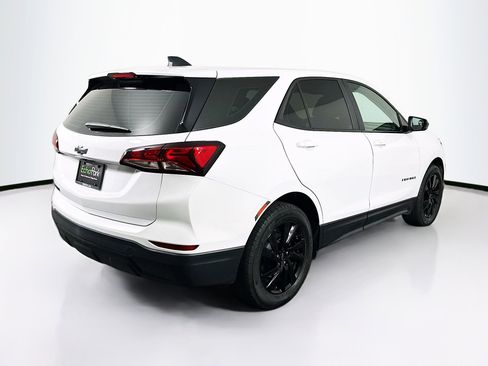 Used 2024 Chevrolet Equinox LS w/ Sport Edition image 9