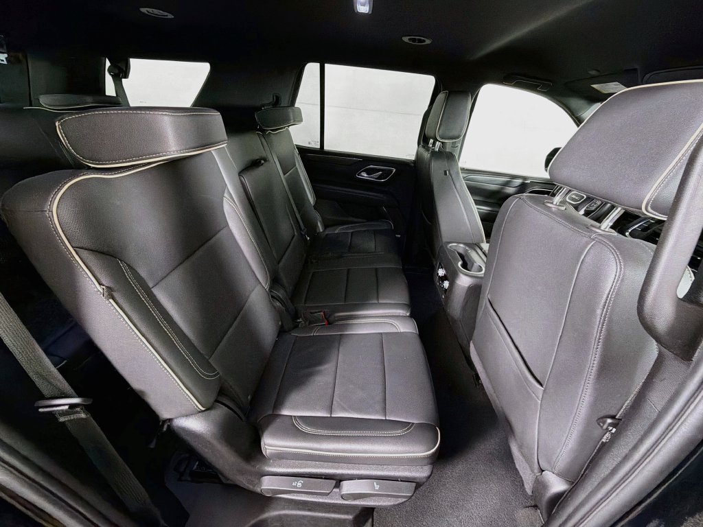 Used 2024 GMC Yukon SLT AWD/4WD image 28