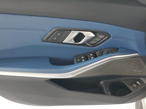 Used 2025 BMW M3 Competition AWD/4WD image 15