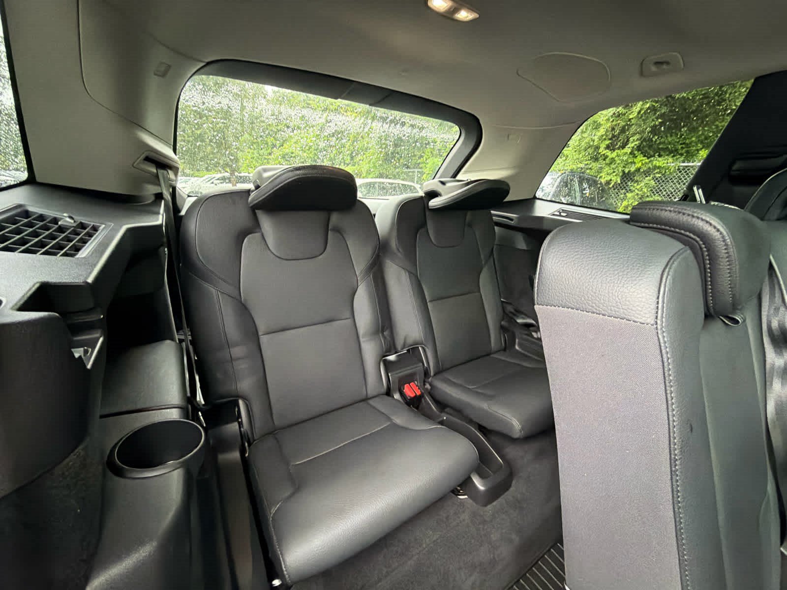 Used 2023 Volvo XC90 T8 Plus AWD/4WD image 23