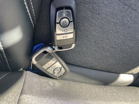 Used 2025 Ford Mustang Coupe image 5