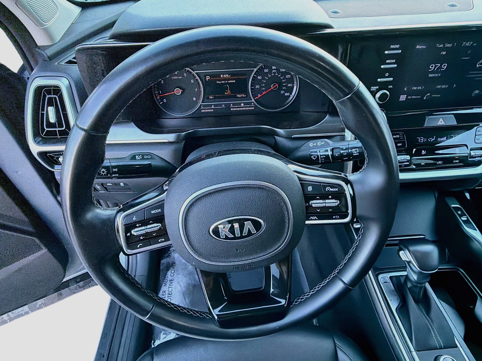Used 2021 Kia Sorento S w/ Panoramic Sunroof Package FWD image 39