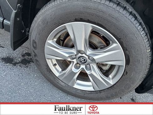 Certified 2024 Toyota RAV4 XLE w/ Convenience Package image 20