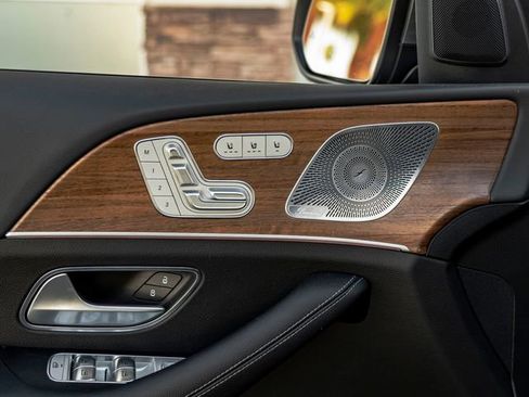 Used 2025 Mercedes-Benz GLE 350 4MATIC image 12