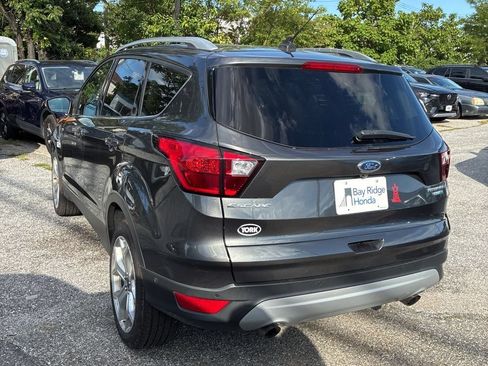 Used 2019 Ford Escape Titanium AWD/4WD image 4