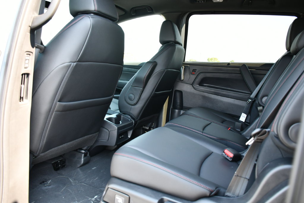 New 2026 Honda Odyssey Sport-L image 17
