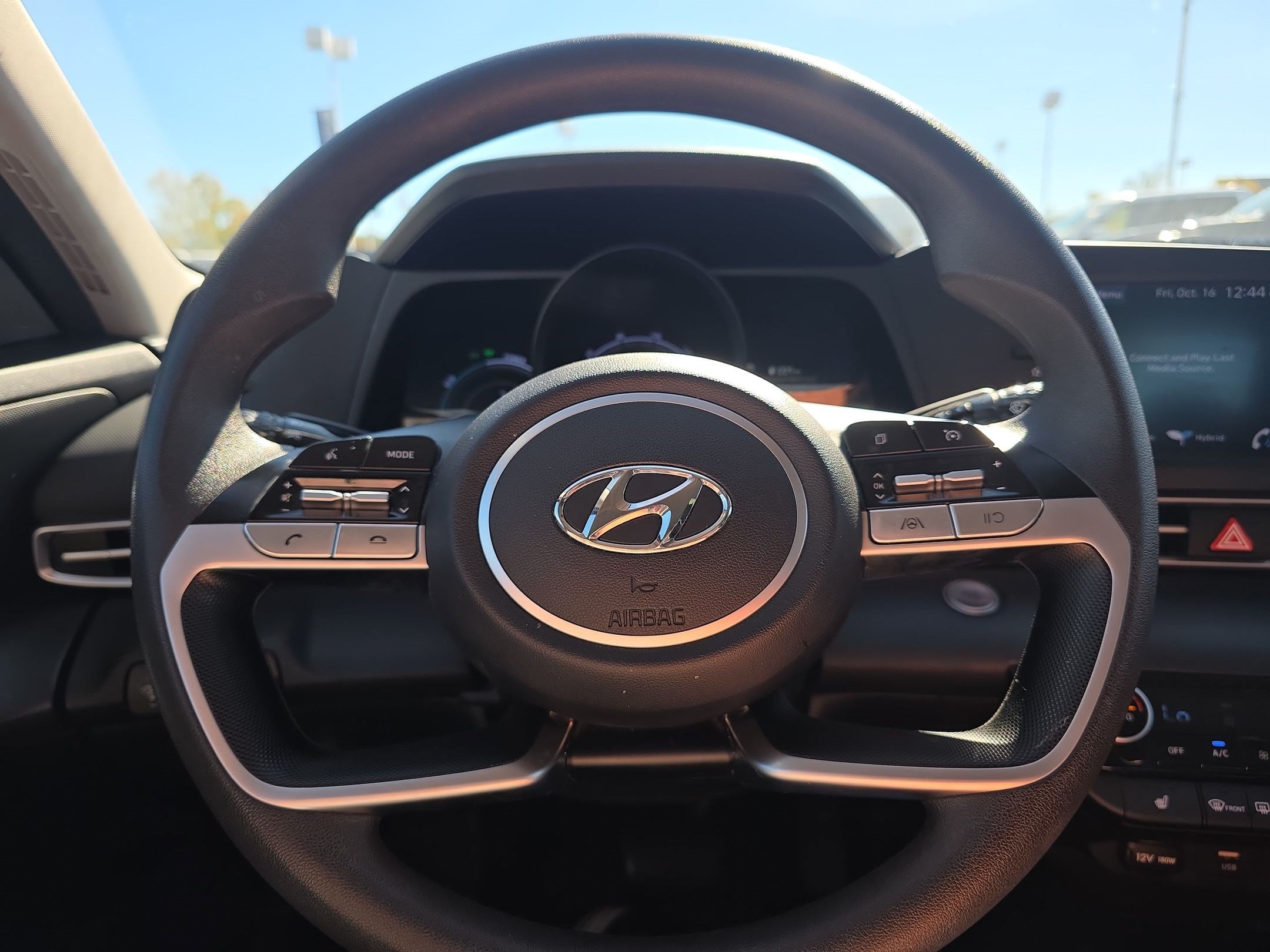 Used 2023 Hyundai Elantra Blue w/ Cargo Package FWD image 18