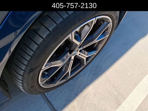 Used 2021 BMW X6 xDrive40i w/ Executive Package image 9