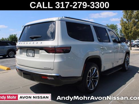 Used 2022 Jeep Wagoneer Series II w/ Premium Group I AWD/4WD image 7