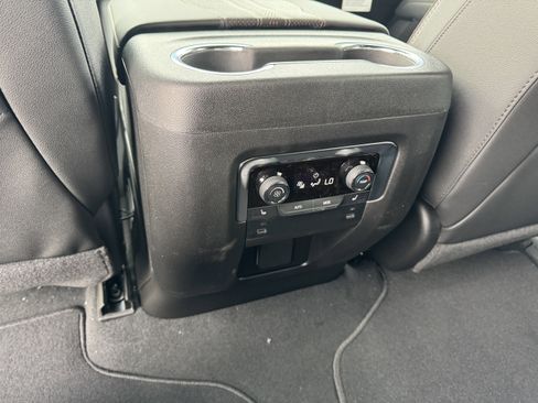 New 2026 Chevrolet Tahoe High Country image 17