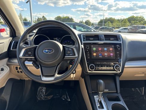 Used 2019 Subaru Outback 2.5i Premium AWD/4WD image 2