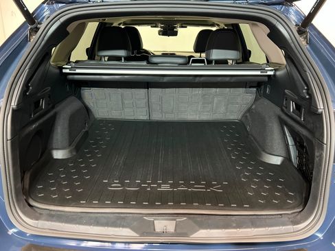 Used 2025 Subaru Outback Touring XT AWD/4WD image 22