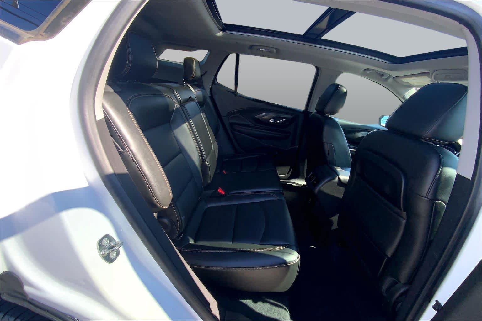 Used 2019 GMC Terrain SLT w/ Preferred Package AWD/4WD image 18