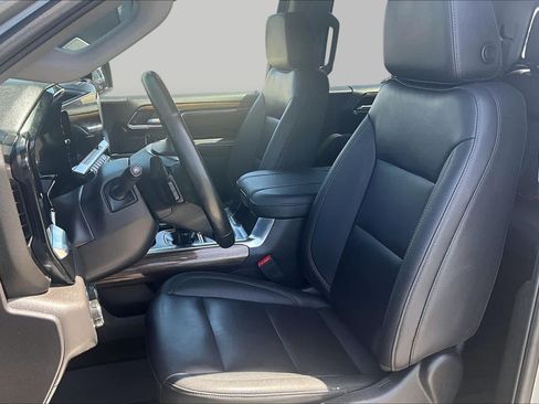 Certified 2025 Chevrolet Silverado 1500 LT Trail Boss w/ LT Trail Boss Premium Package AWD/4WD image 8