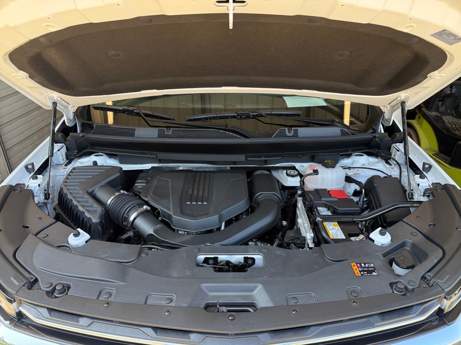 Used 2026 Chevrolet Traverse LT FWD image 30