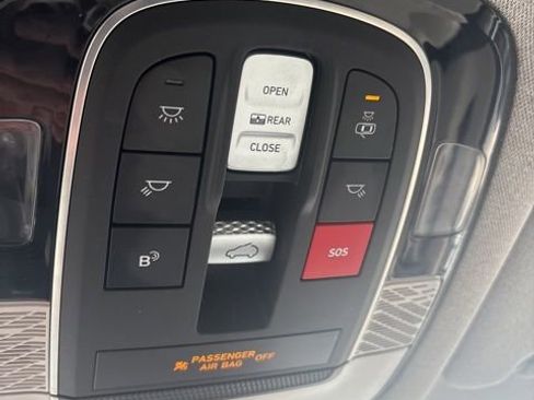 Used 2023 Hyundai Palisade Limited image 24