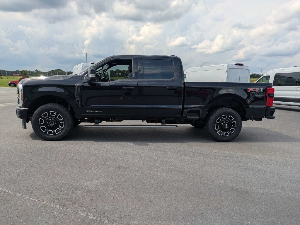 New 2026 Ford F250 Platinum w/ FX4 Off-Road Package AWD/4WD image 29