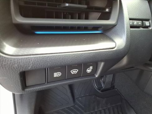 New 2026 Toyota Prius AWD image 10