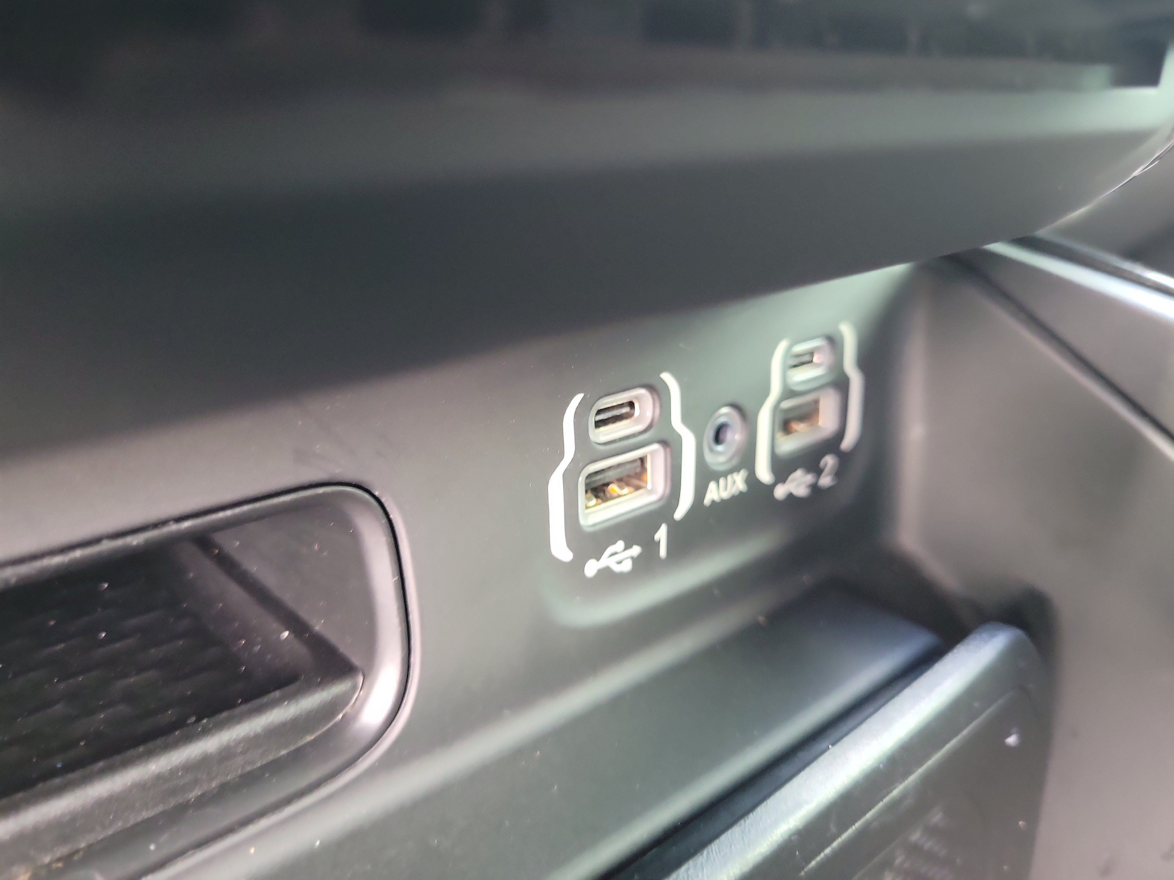 Used 2022 RAM 1500 Limited AWD/4WD image 34
