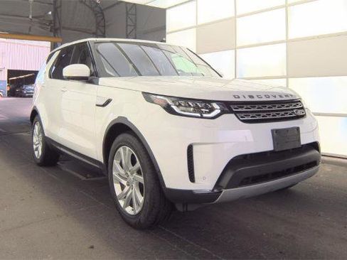 Used 2018 Land Rover Discovery HSE AWD/4WD image 3
