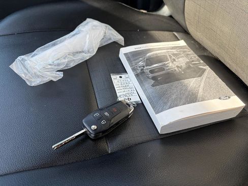 Used 2023 Ford Transit 350 XL image 35