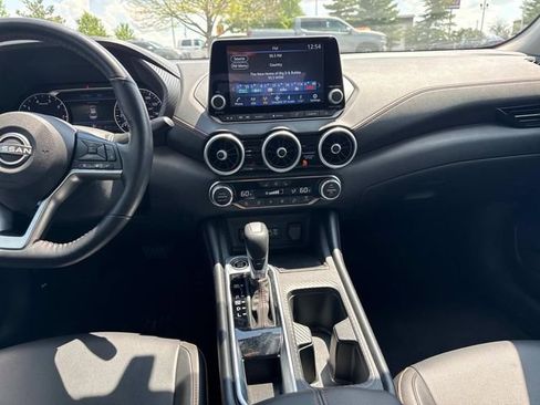 Certified 2025 Nissan Sentra SR w/ SR Premium Package FWD image 18