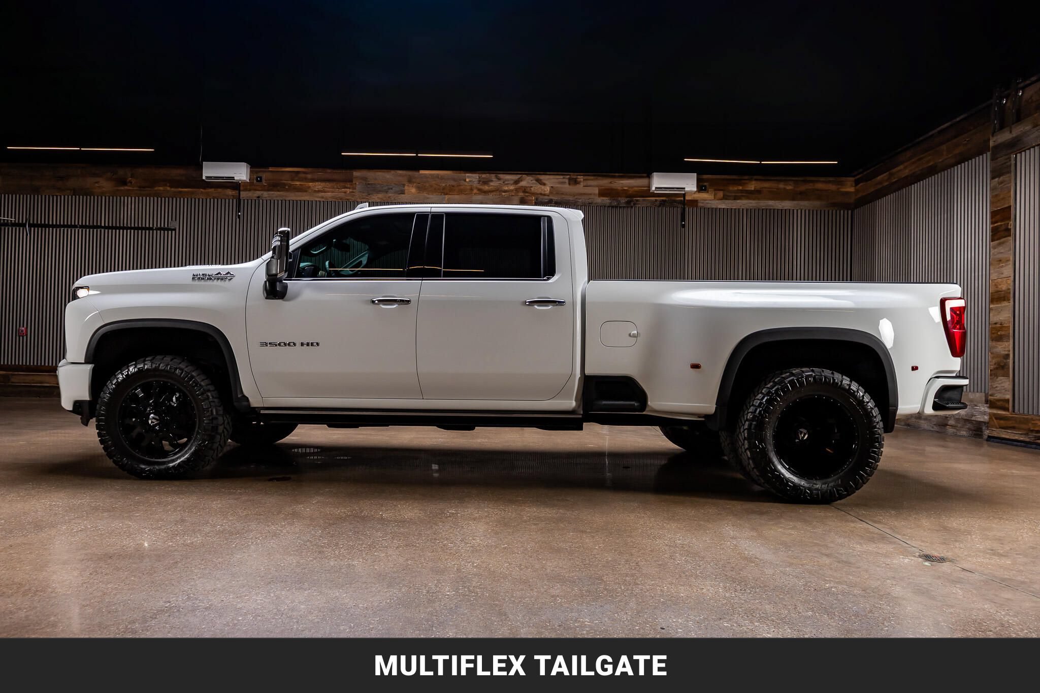 Used 2022 Chevrolet Silverado 3500 High Country w/ Safety Package II AWD/4WD image 6