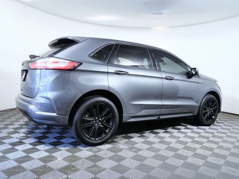 Used 2022 Ford Edge ST-Line w/ Cold Weather Package AWD/4WD image 6
