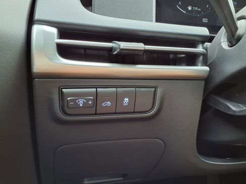 Used 2025 Hyundai Santa Cruz SEL image 25