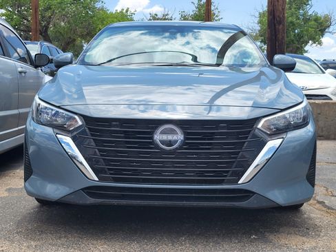 Used 2024 Nissan Sentra SV FWD image 3