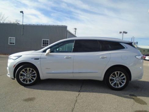 Certified 2024 Buick Enclave Avenir w/ Avenir Technology Package image 4