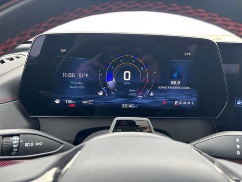 Certified 2024 Chevrolet Traverse RS image 12